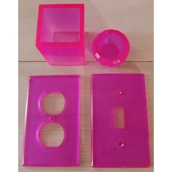 Pink Single Resin Light Switch & Plug In Plates + Trinket Holders Homemade New - Picture 1 of 4